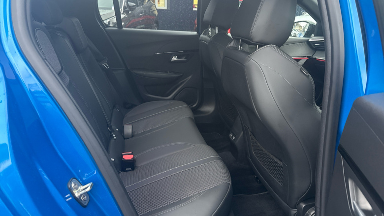 Peugeot 208 1.2 PureTech 100 GT 5dr EAT8 Petrol Hatchback